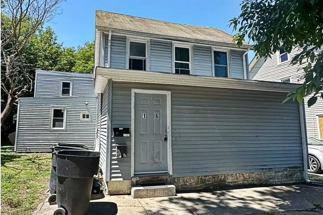 16 S New St #1 – photo 1