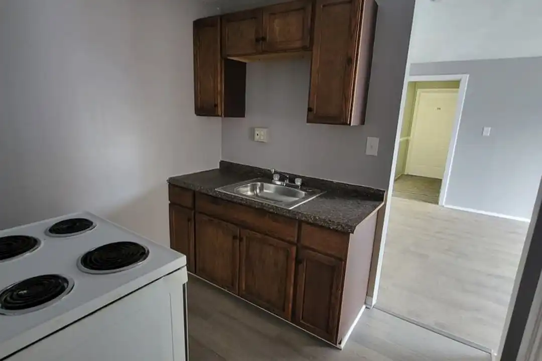13420 Euclid Ave unit 13430-307 – photo 1