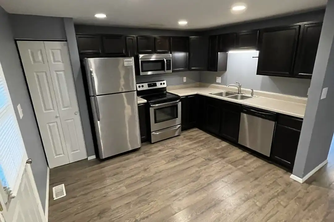 9507 Timber View Dr - More
