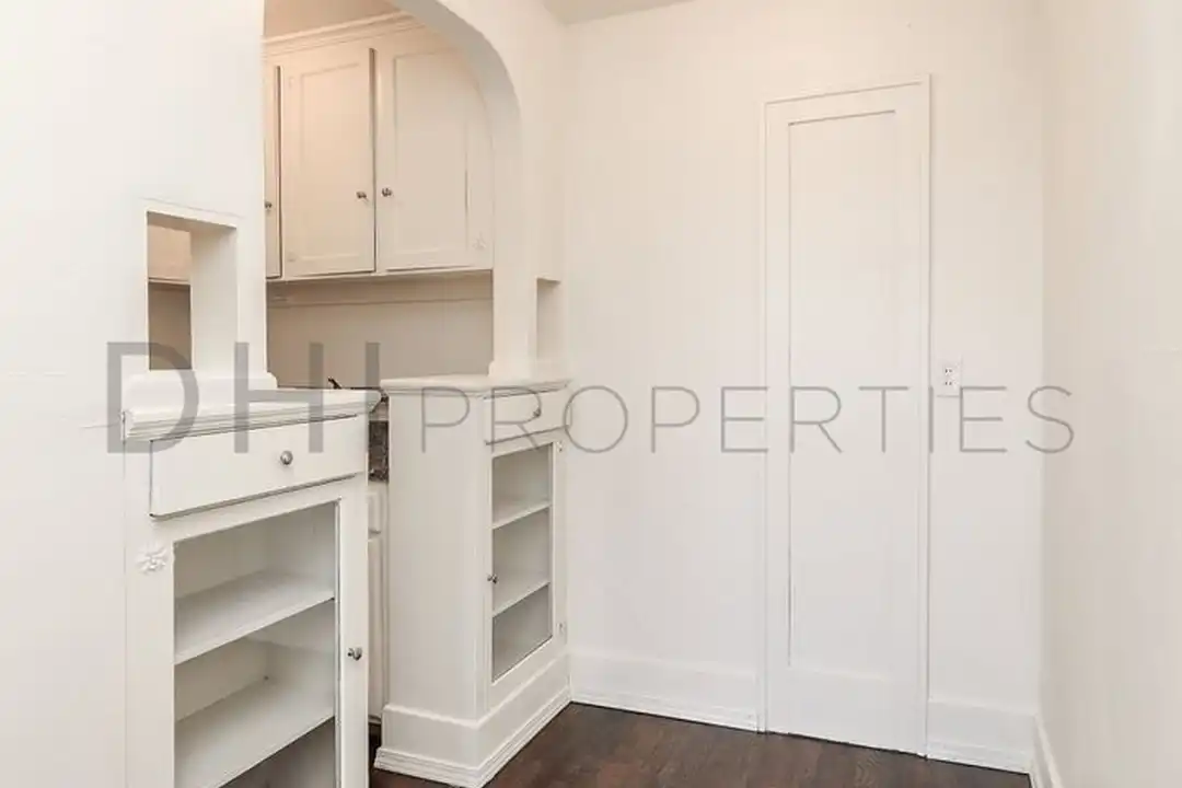 1209 Commerce Ave unit 1211 #7 - View 5