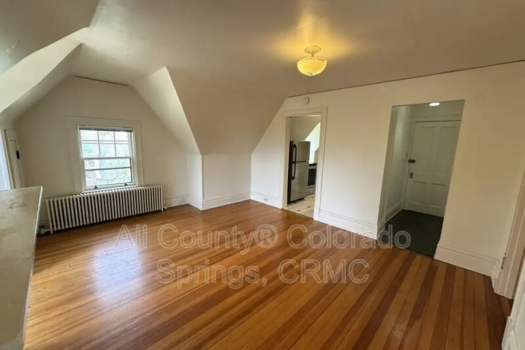 1238 Wood Ave unit # 5 - View 3