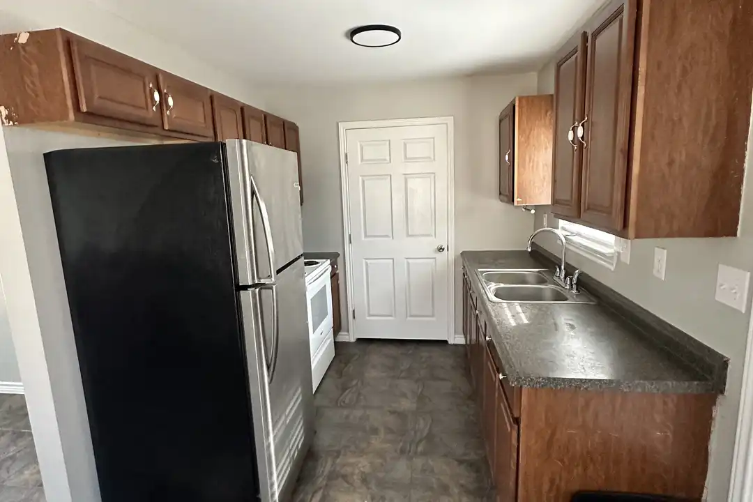 158 Valencia Dr - View 2