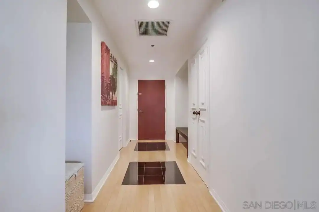 100 W Harbor Dr #504 - View 6