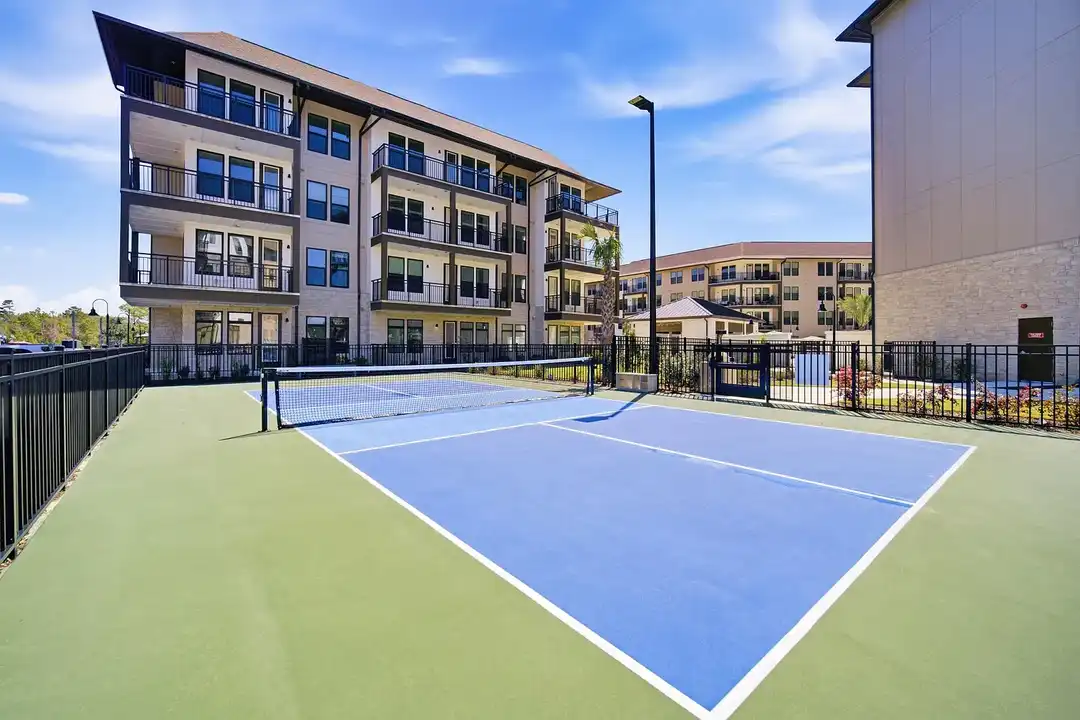 Vintage Lake Powell Apartments - View 4