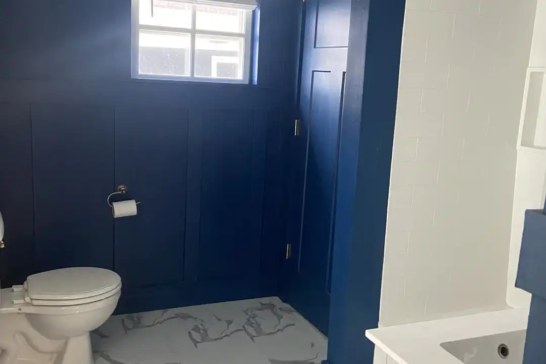 713 Webb St - View 4