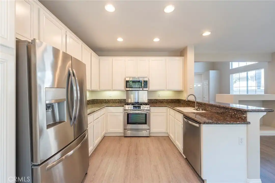 7676 Park Bay Dr - View 4