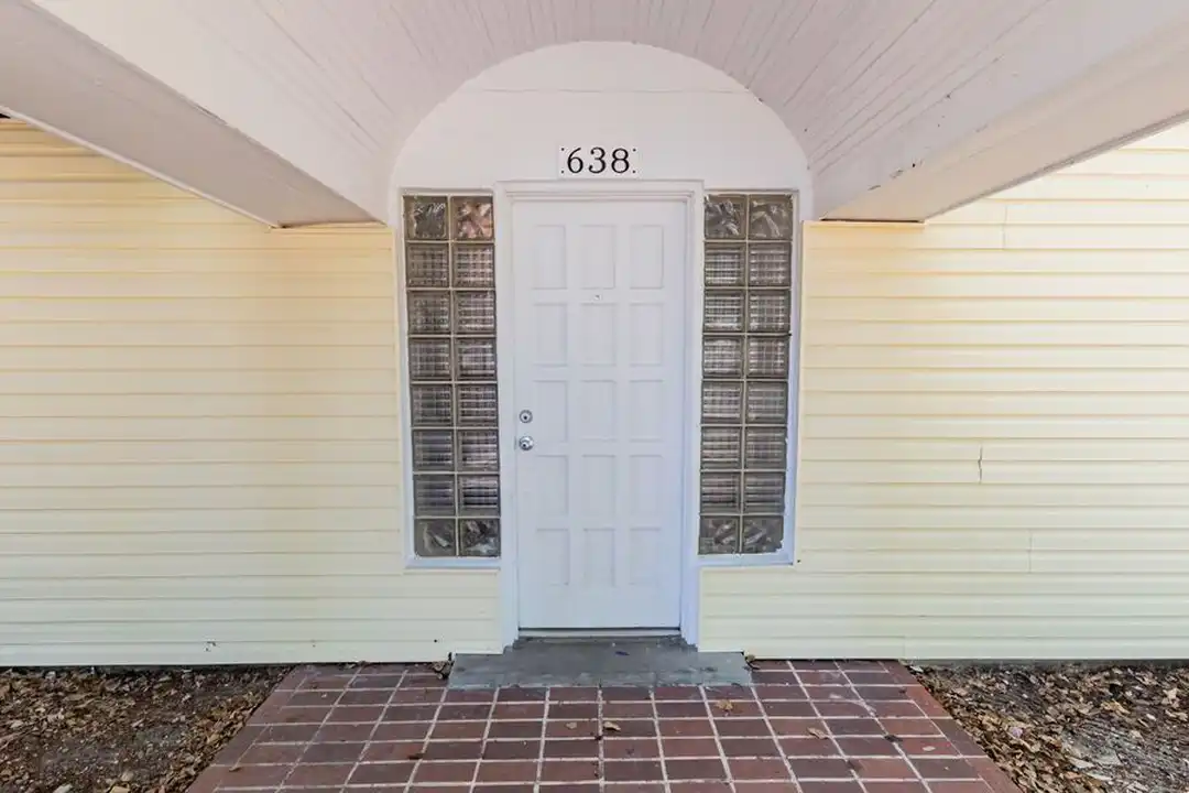 638 W Central Ave – photo 1