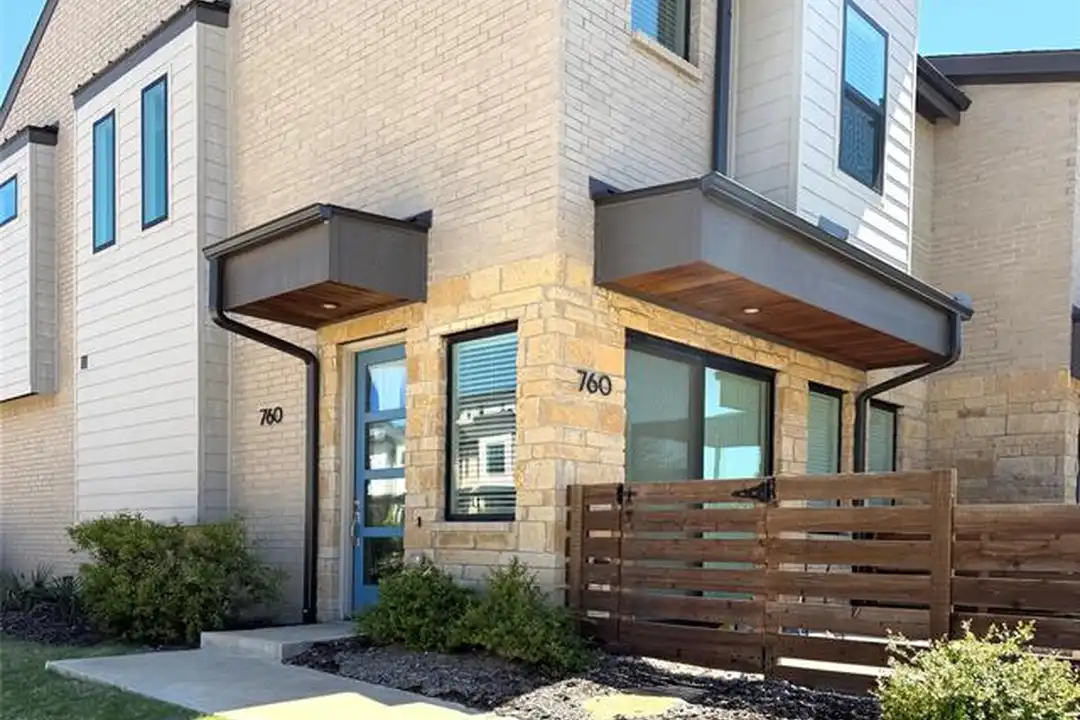 760 Cavitt Ct - View 2