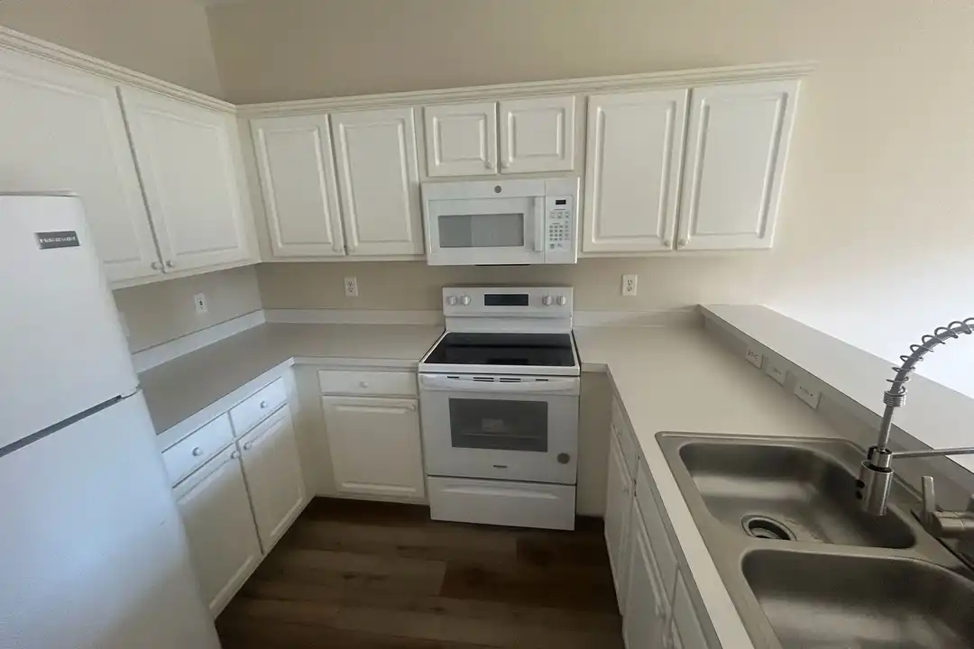 6308 Sweetwater Blvd - View 6