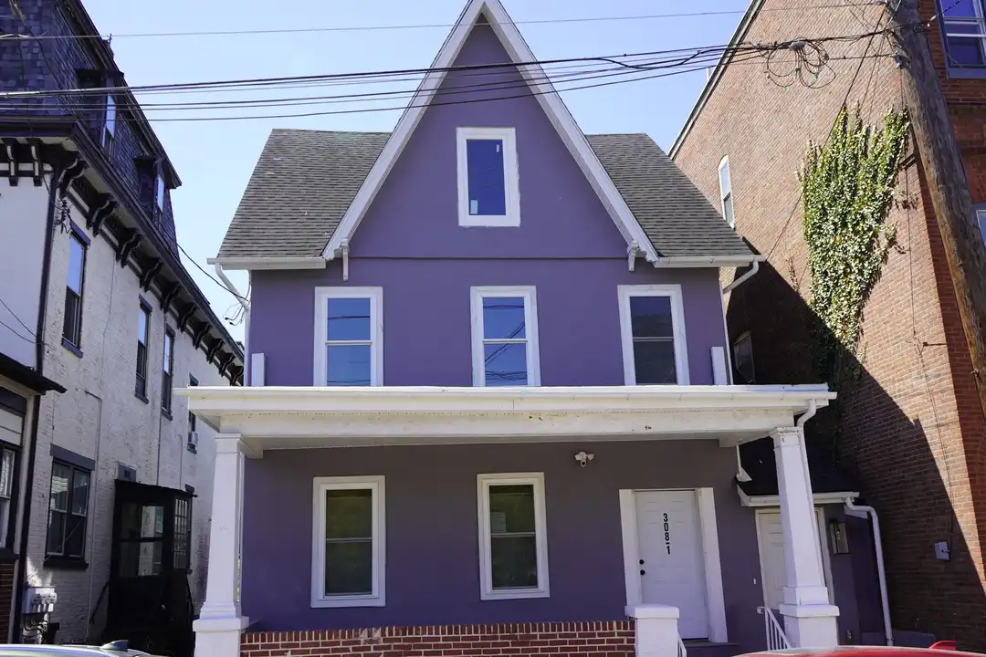 308 King St unit #2 – photo 1
