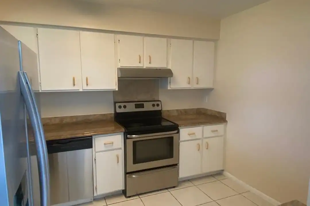 4901 Pier Dr - View 3