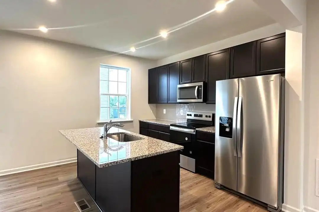 Apartment in Falling Waters - View 5
