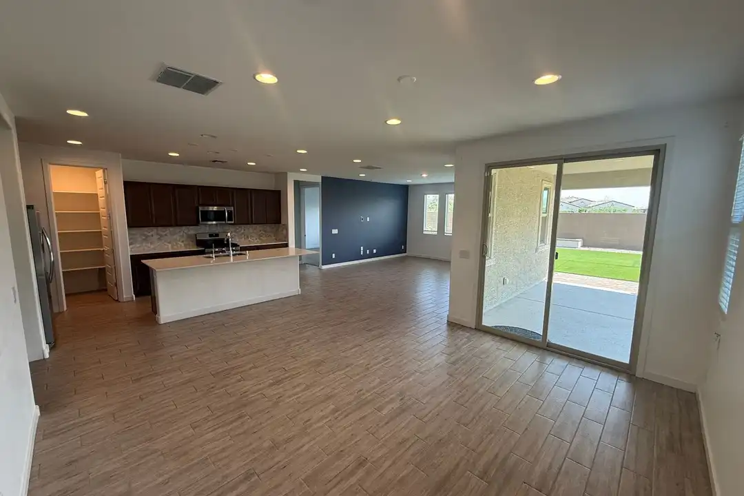 19145 W Coolidge St - View 5