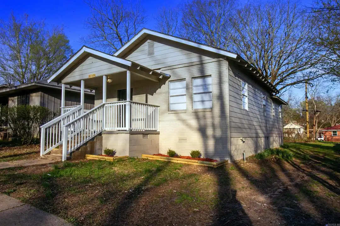 3119 S Izard St – photo 1