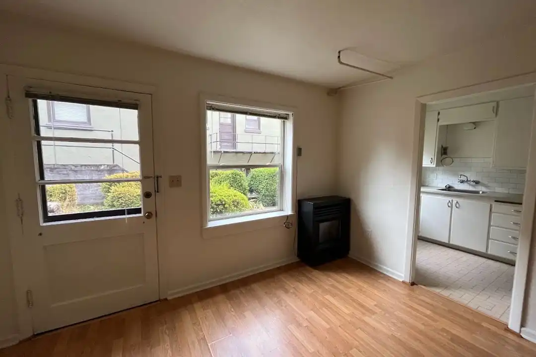 5244 NE Wistaria Dr unit 5306 - View 2