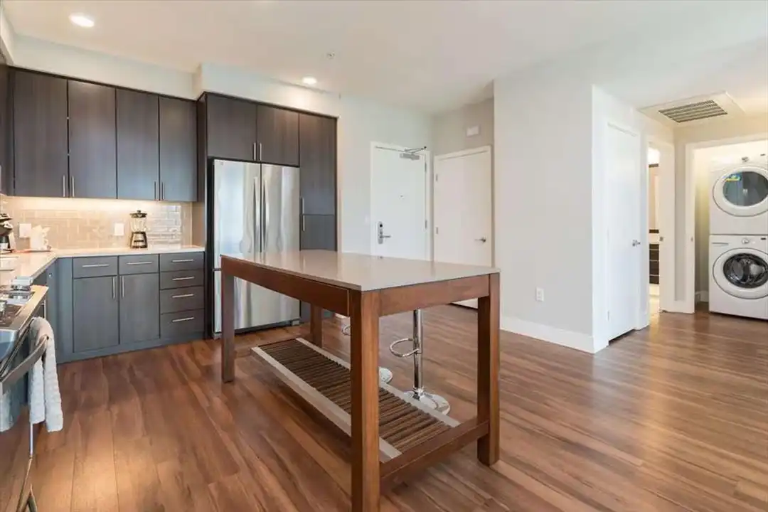 908 Rich Ave unit 1039969P - View 6
