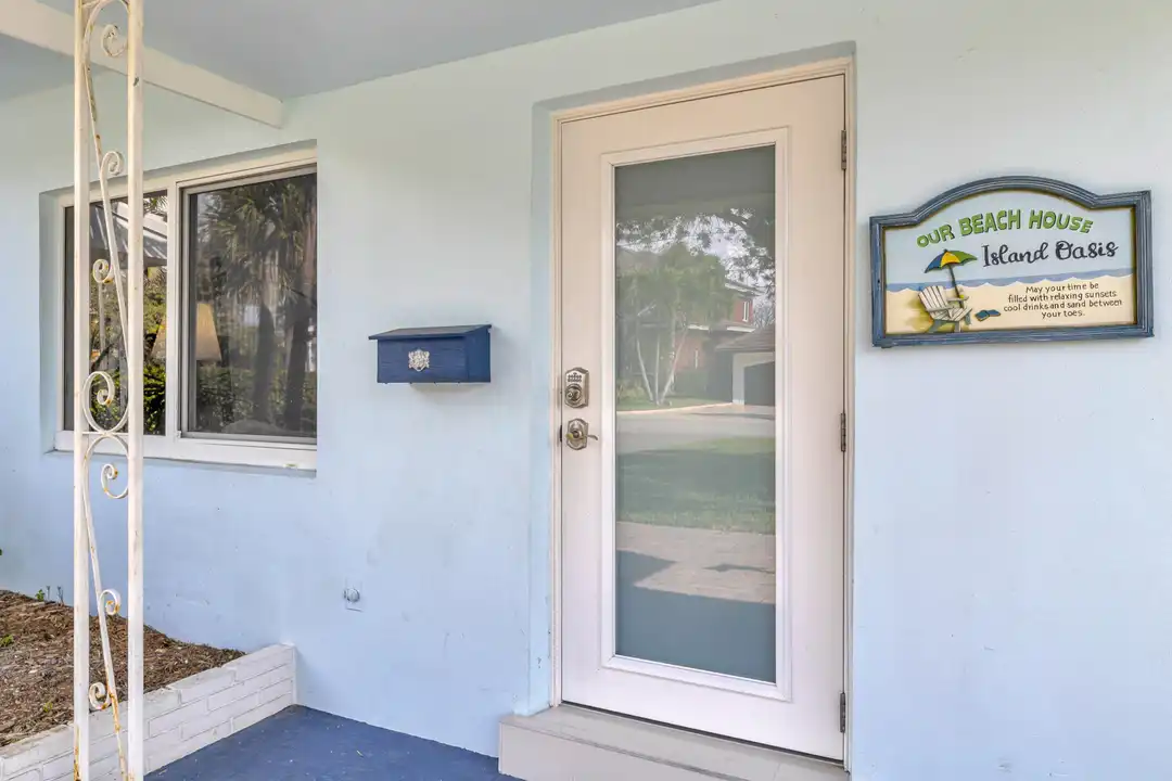 348 SE 18th Ave - View 6
