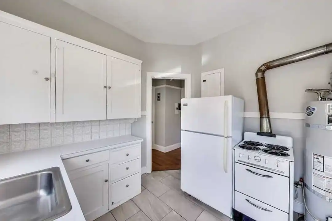 11 Warren Ave unit 08 - View 4