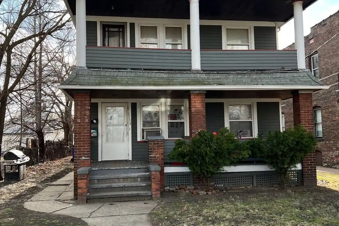1114 E 64th St unit Unit 2 – photo 1