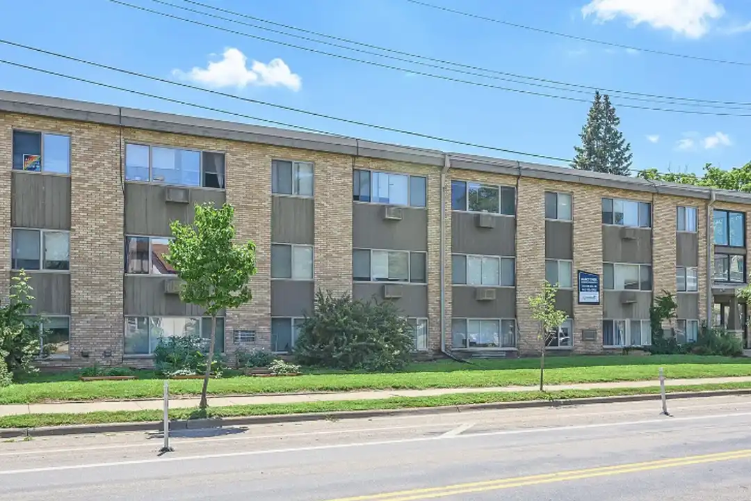 1000 10th Ave SE unit 1000-102 - View 2