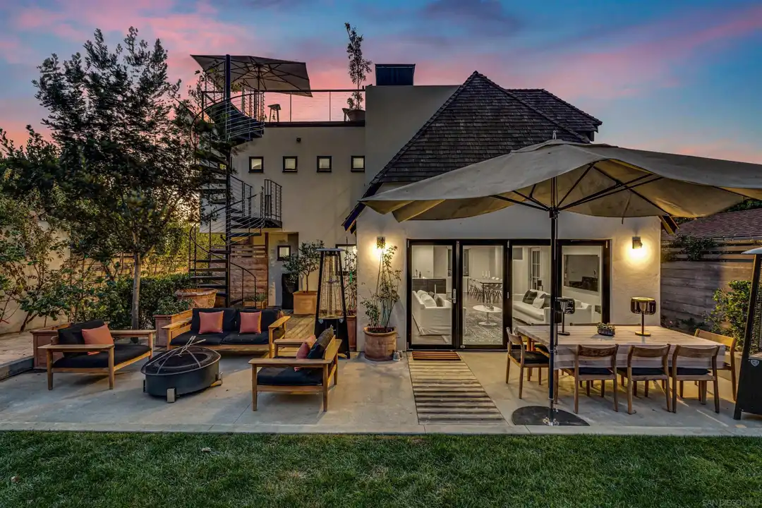 7135 Olivetas Ave – pohled 2
