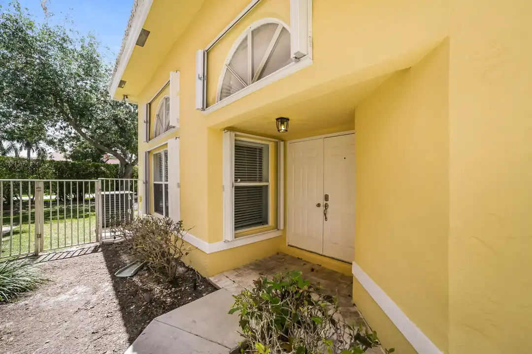 7770 Highlands Cir - View 3