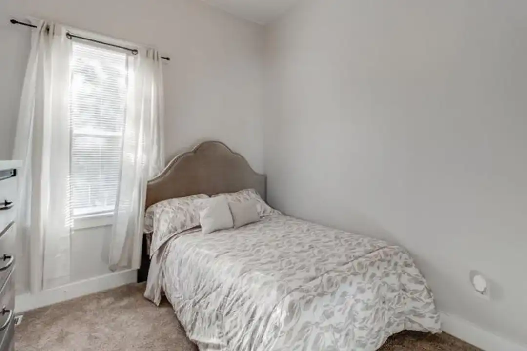 1113 Olympia Ave unit Unit B - View 6