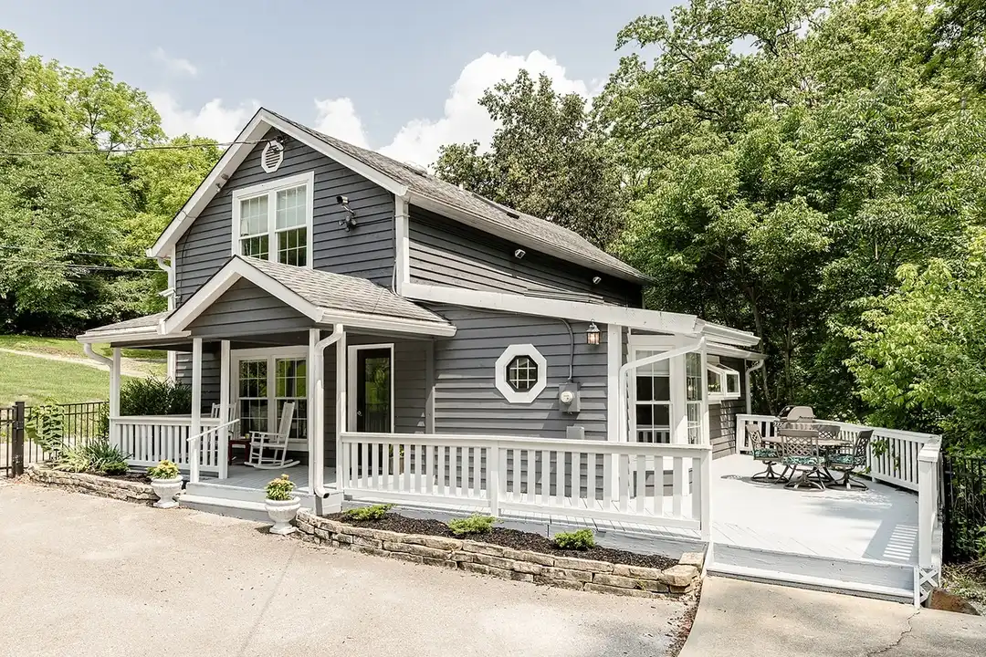 4264 Walton Creek Rd – photo 1