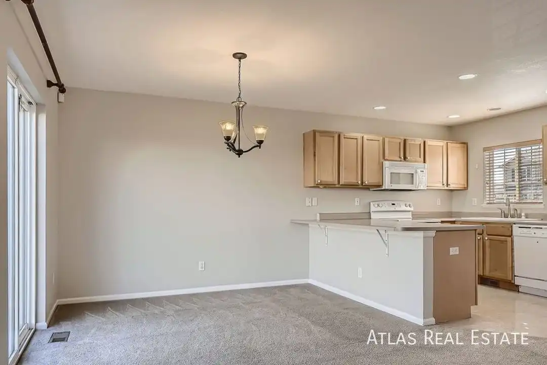 4526 Crow Creek Dr - View 4