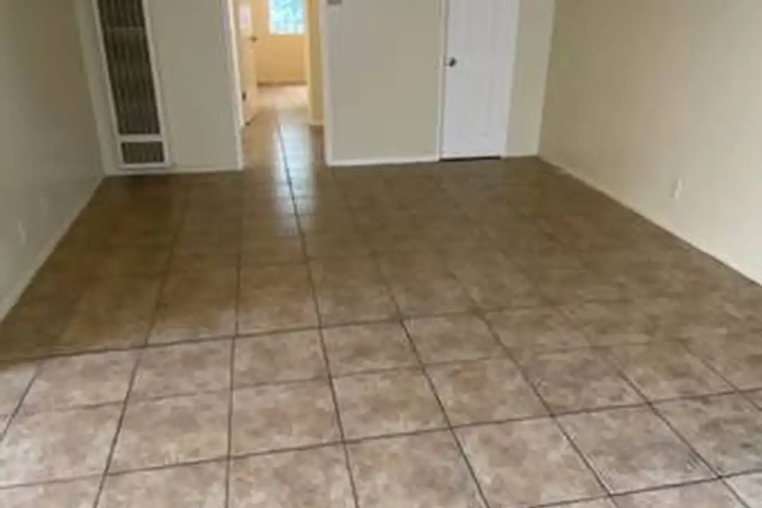 2613 W Imperial Hwy unit 3 - View 2