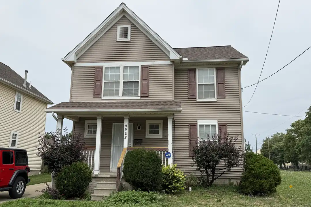 6523 Scovill Ave – photo 1