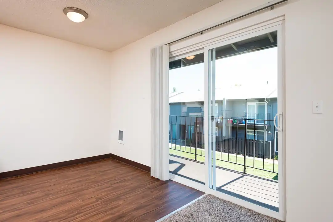 Apartment in Portland, Jade District, Montavilla - View 2