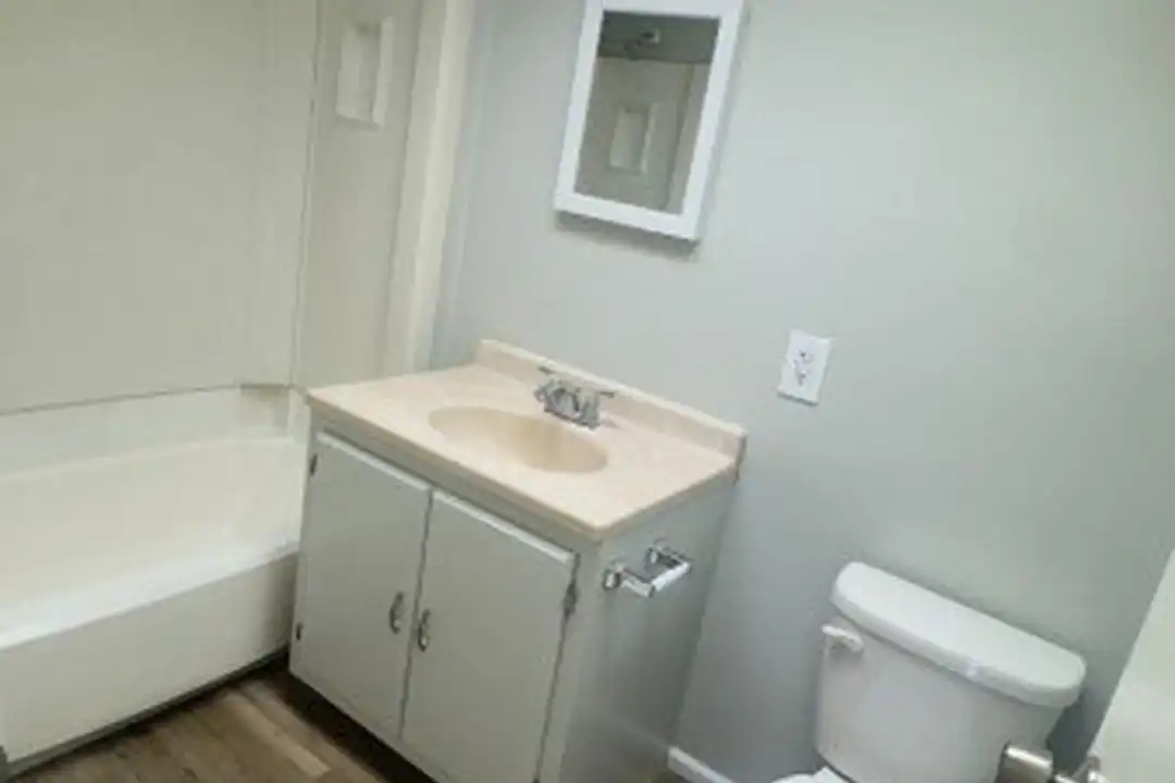369 Washington Ave #15 – photo 1 of 9