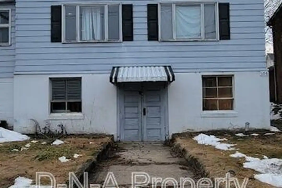 154 Garibaldi Ave unit # 3 – photo 1 of 9