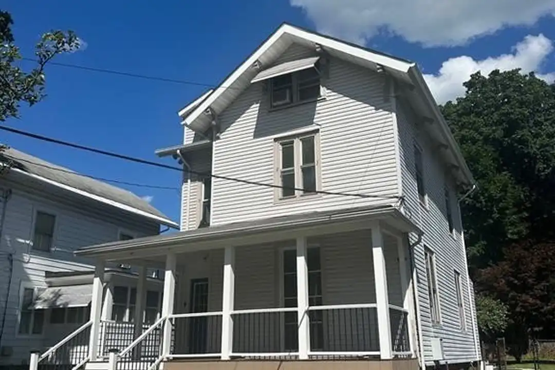 81 Carroll St – photo 1