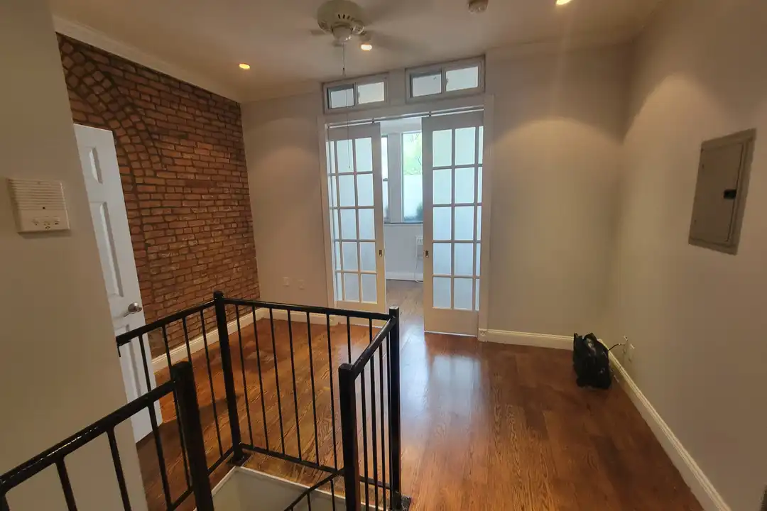2-bedroom at 566 Hudson St — photo 1 of 10