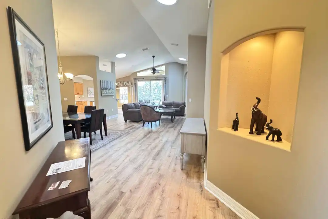 1315 Coconut Palm Cir - View 2
