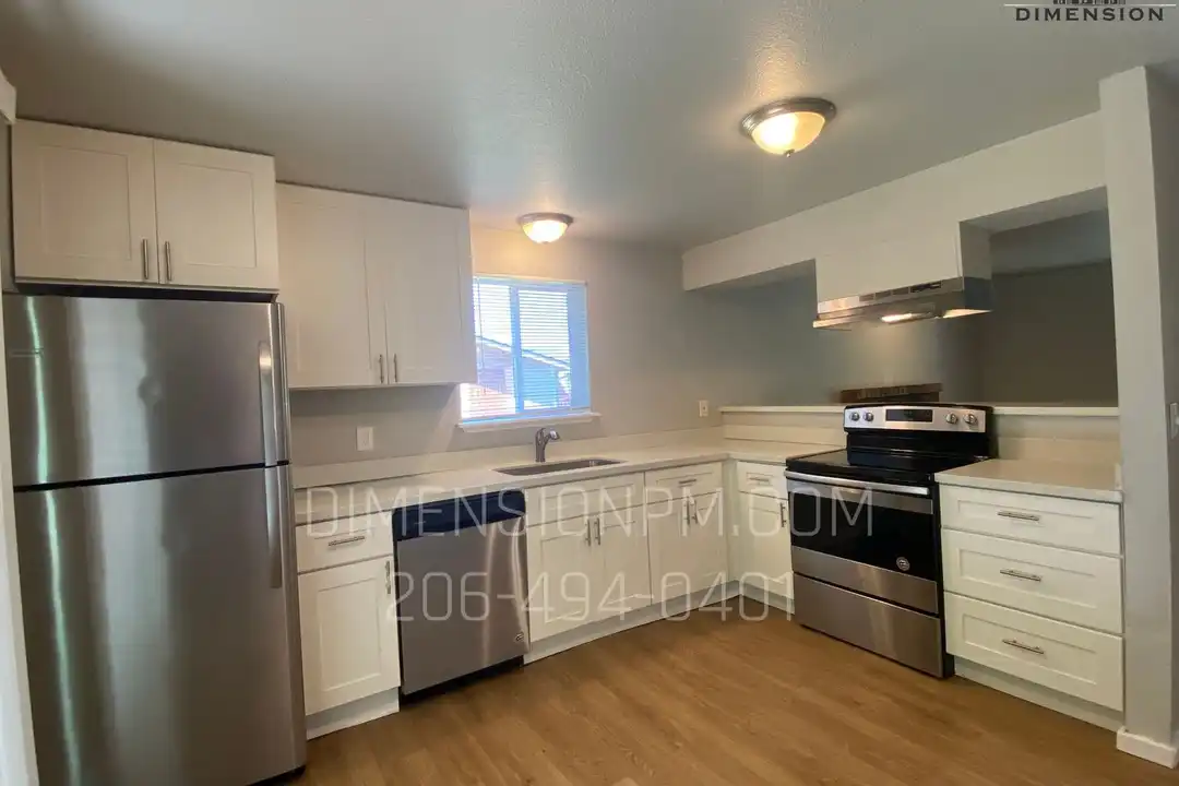 6714 111th St Ct E unit 6712 111th St Ct E - More