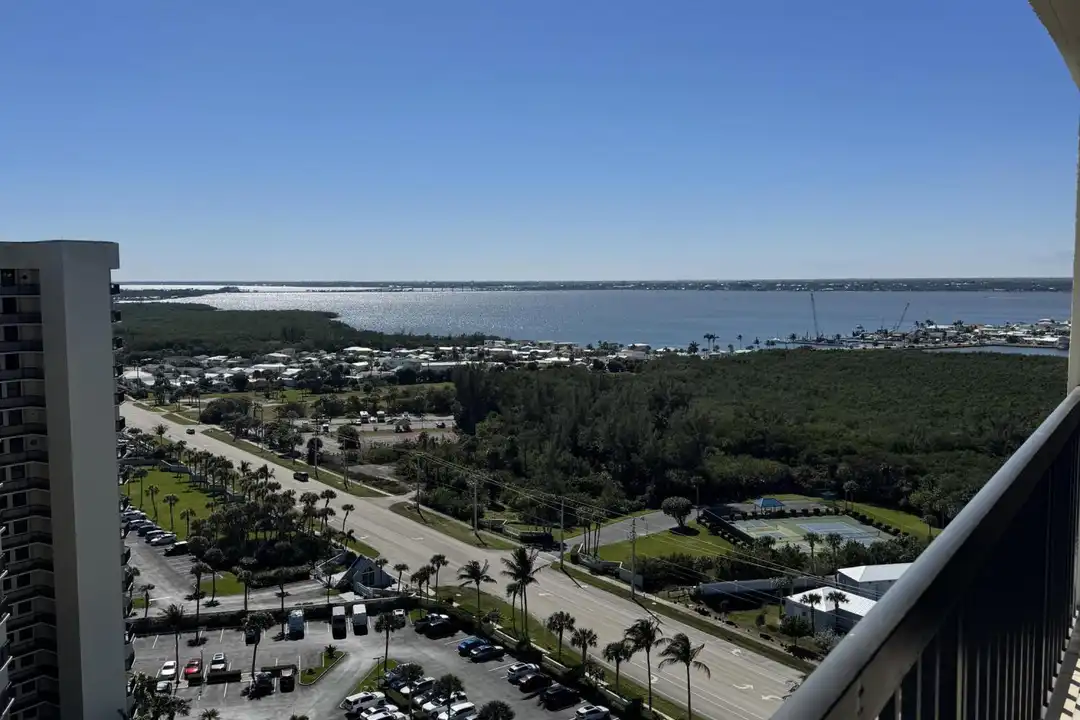 9500 S Ocean Dr unit Ph 09 - View 3