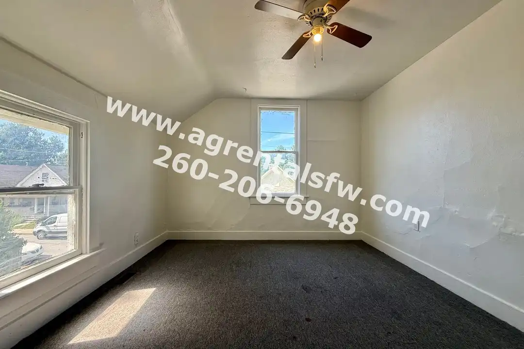 420 1/2 Nussbaum Ave unit 412 1/2 Nussbaum Ave - More