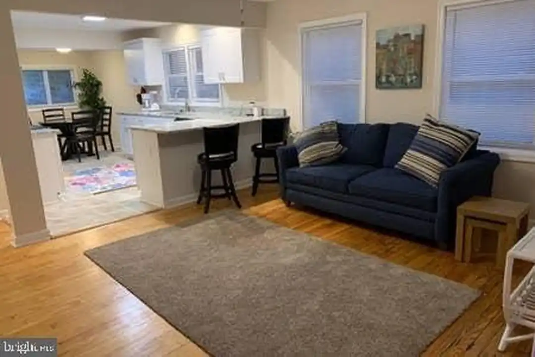 6145 5th St - View 6