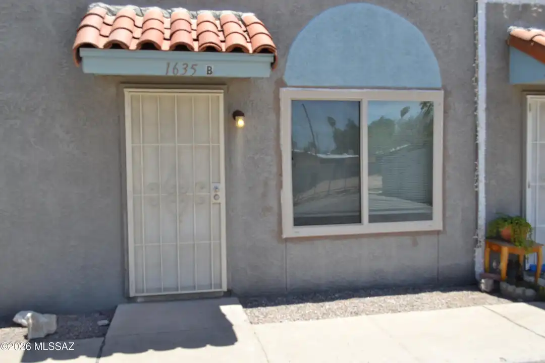 1635 S Jefferson Ave #B – photo 1