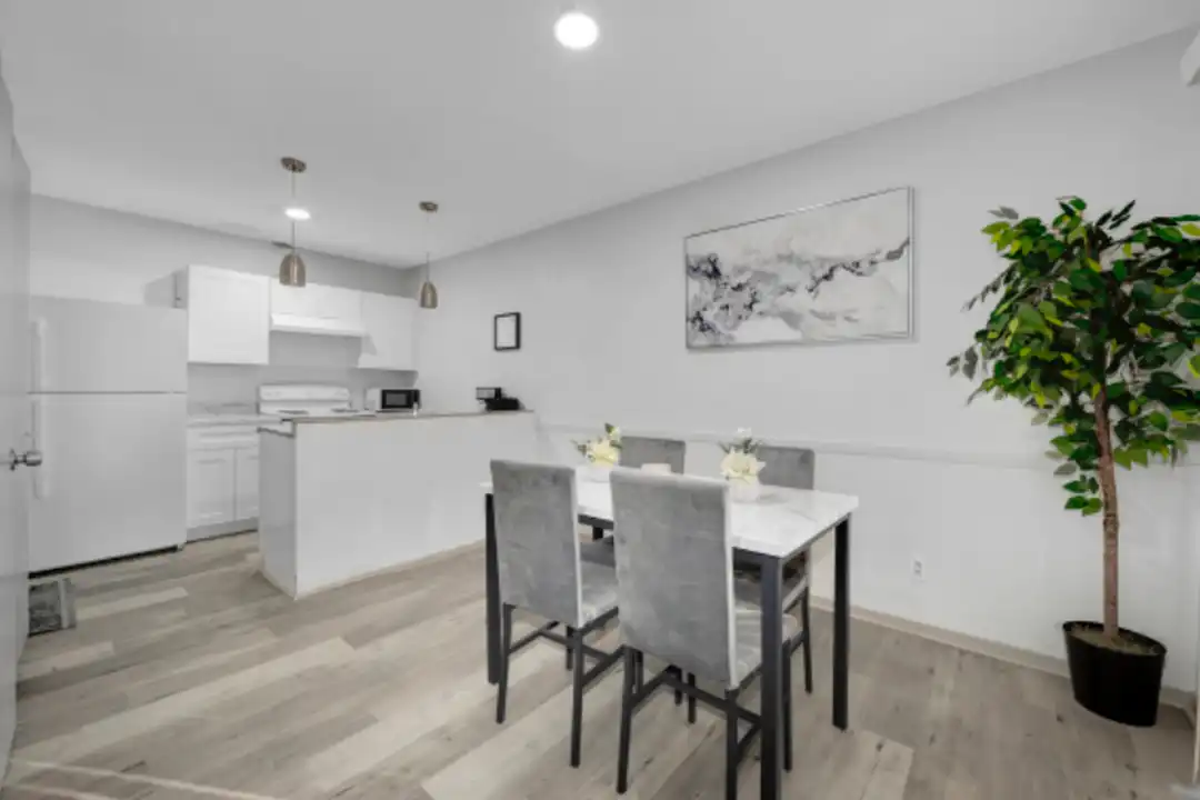 5647 Gaston Ave unit 218 - View 2