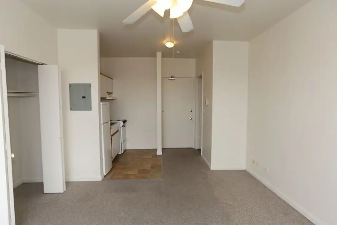 3957 Irving Park Rd unit D703 - View 5