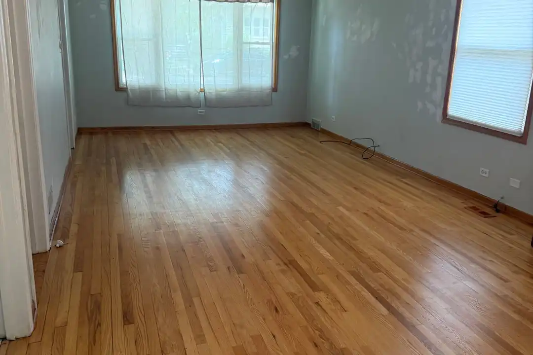 2439 W Byron St - View 4