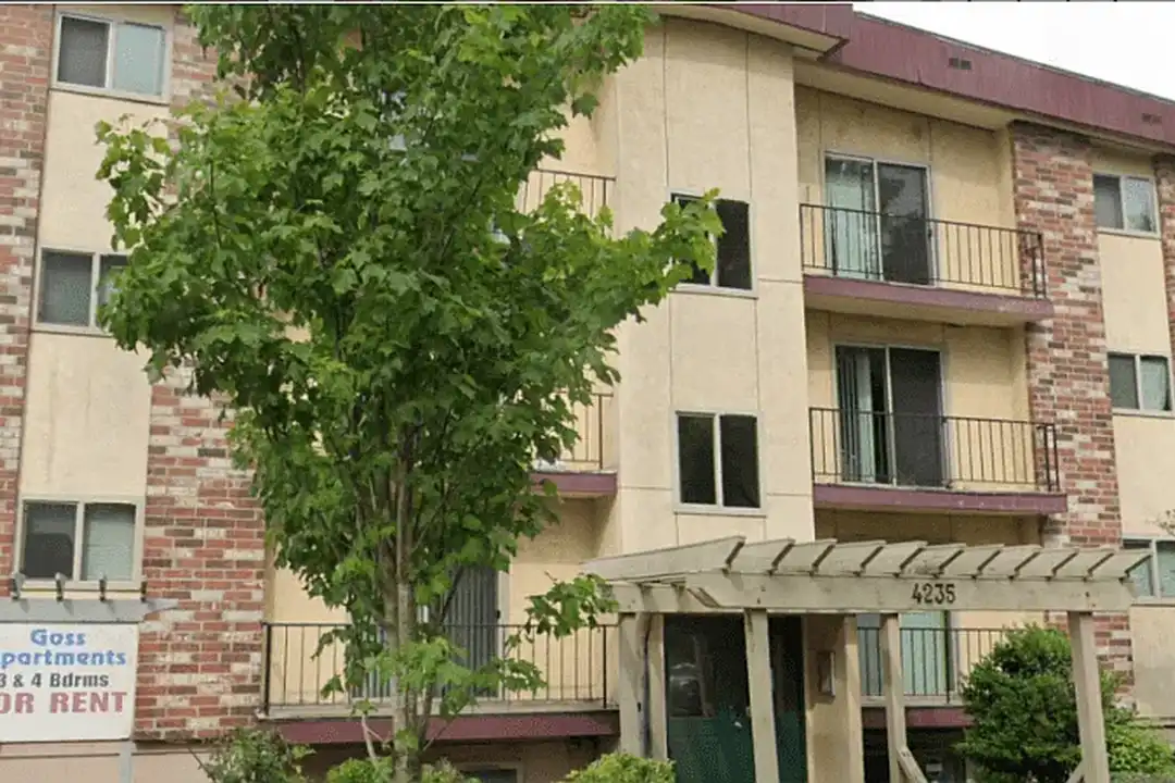 Goss Apartments – photo 1