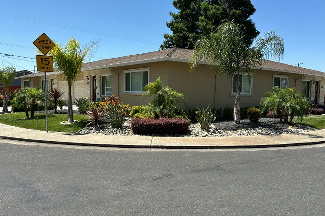 5503 Ridgeway Ave – photo 1