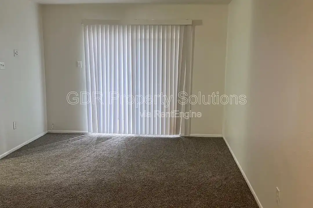 Apartment in Albuquerque - View 6