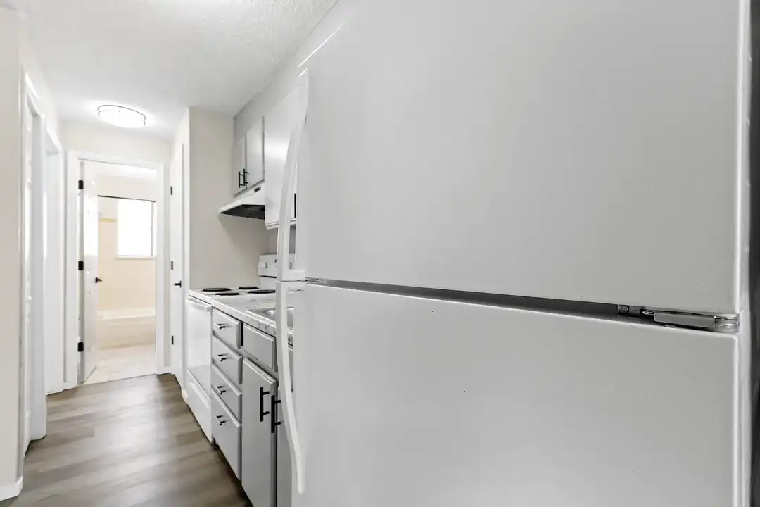 Royal Chateau Apartments – pohled 4
