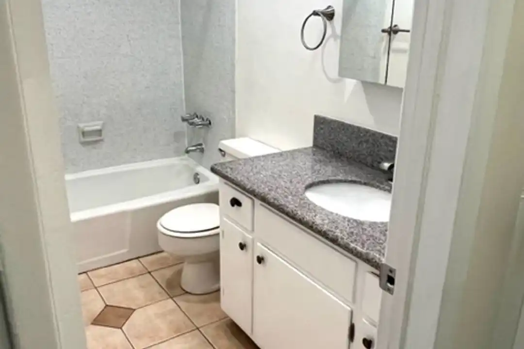 6257 Newlin Ave unit G - View 4